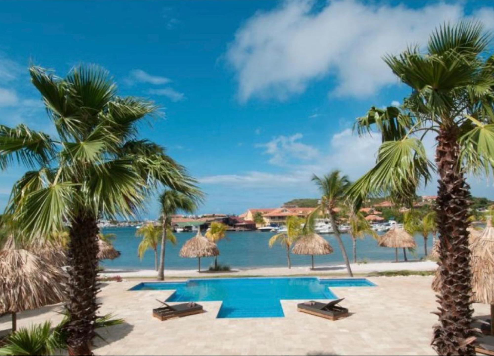 Spanish Water View Apartment 빌렘스타트 외부 사진